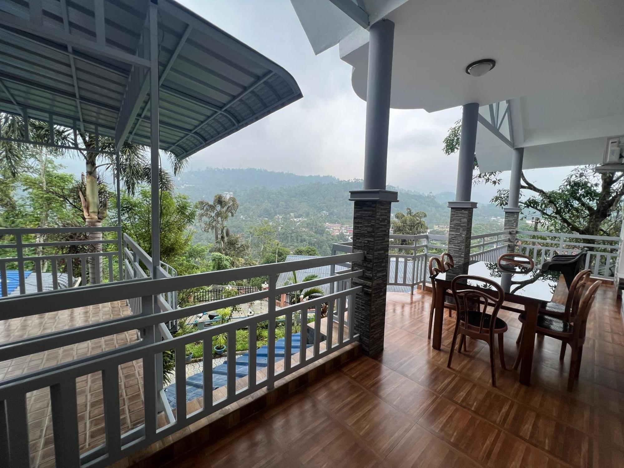 Munnar Blue Mist Bed & Breakfast エクステリア 写真
