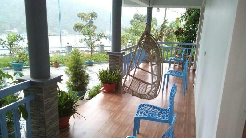 Munnar Blue Mist Bed & Breakfast エクステリア 写真